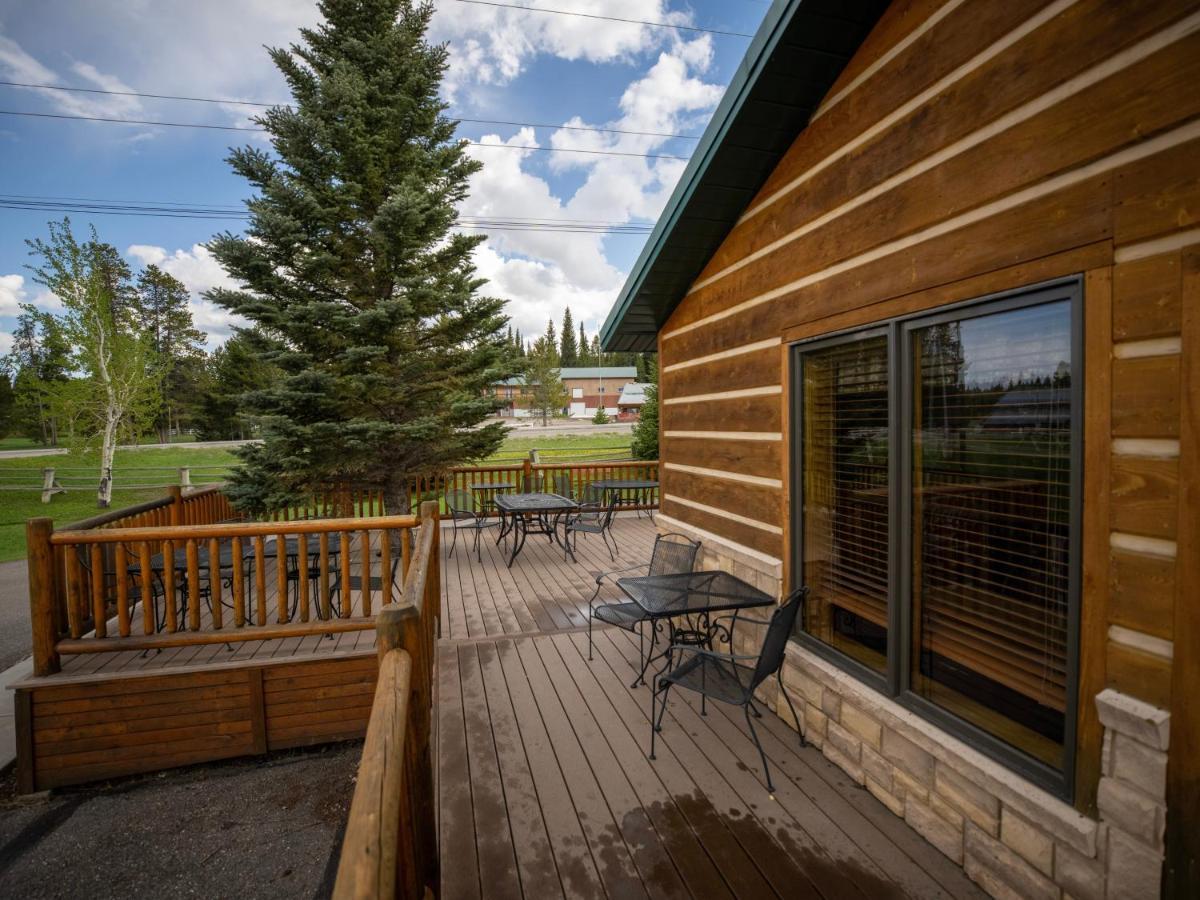 Mountain Vista Hotel Уест Йелоустоун Екстериор снимка